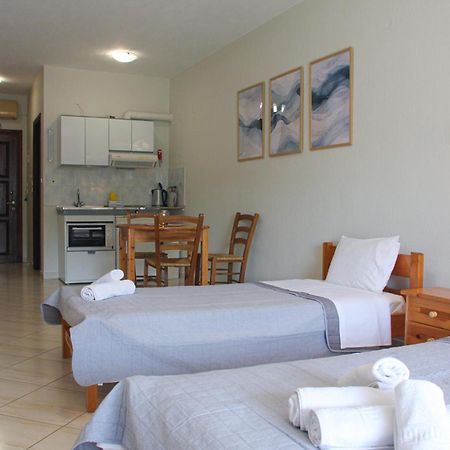Aris Junior Studios Neo Klima Skopelos Bagian luar foto
