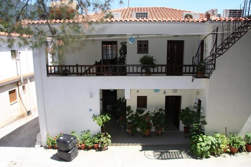 Aris Junior Studios Neo Klima Skopelos Bagian luar foto
