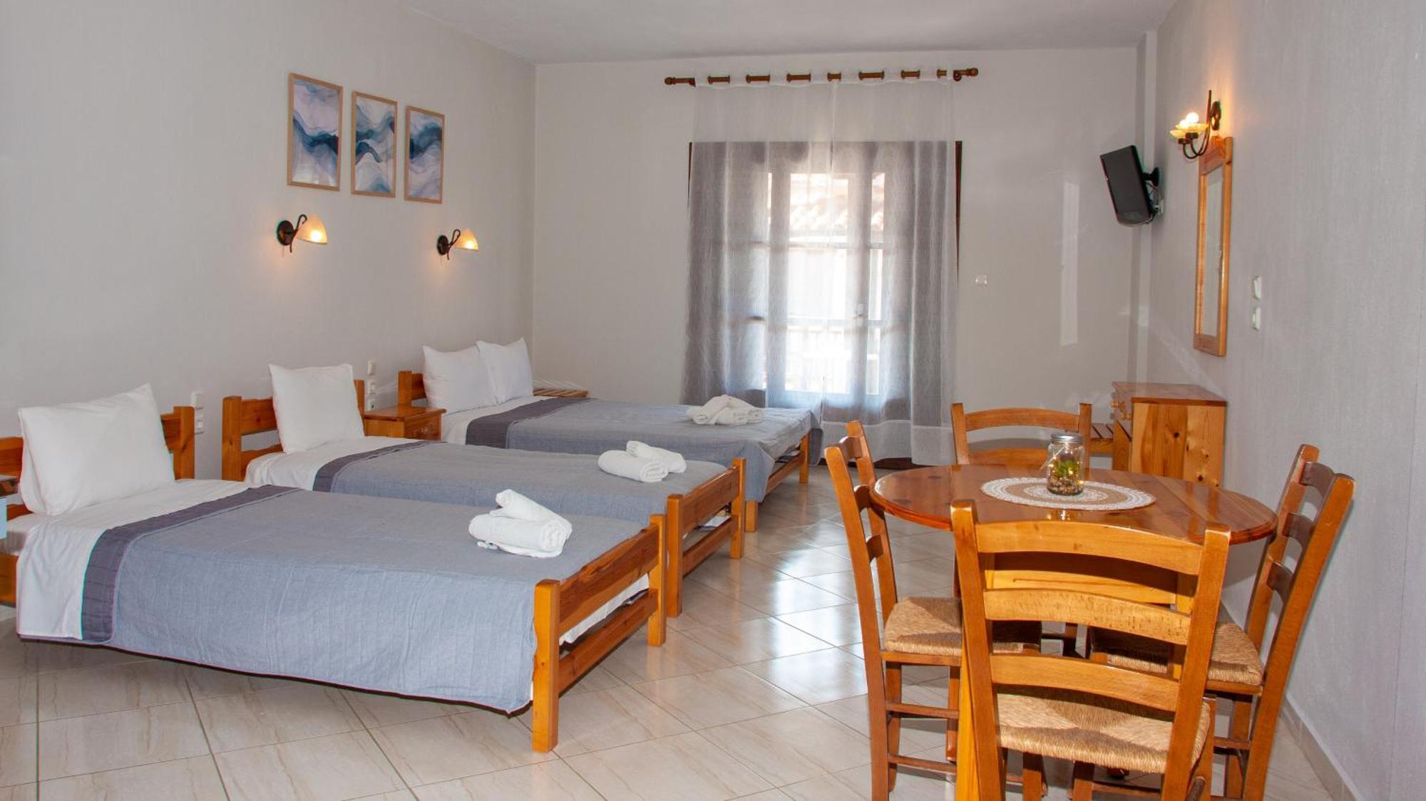 Aris Junior Studios Neo Klima Skopelos Bagian luar foto